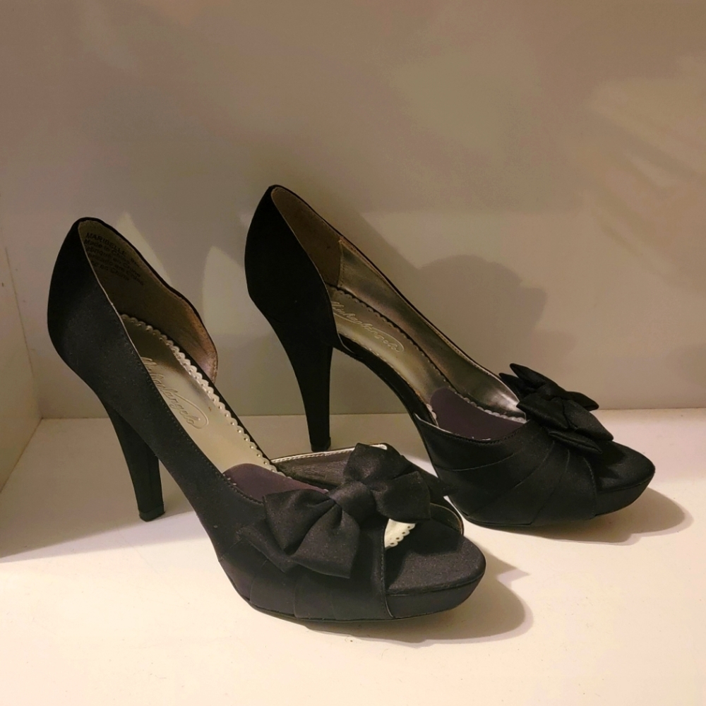 Michaelangelo Heels with bow